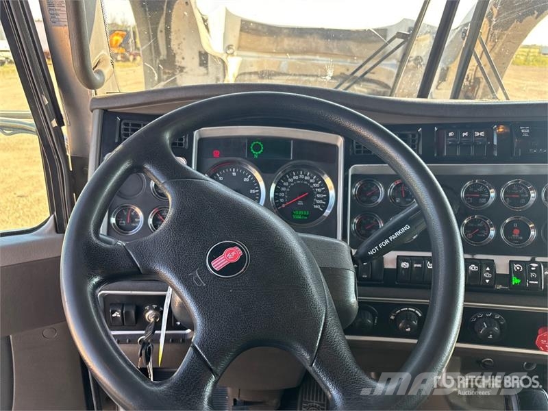 Kenworth T800 Prime Movers