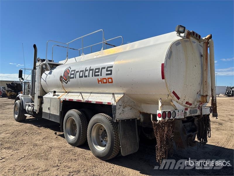 Kenworth T800 運油車