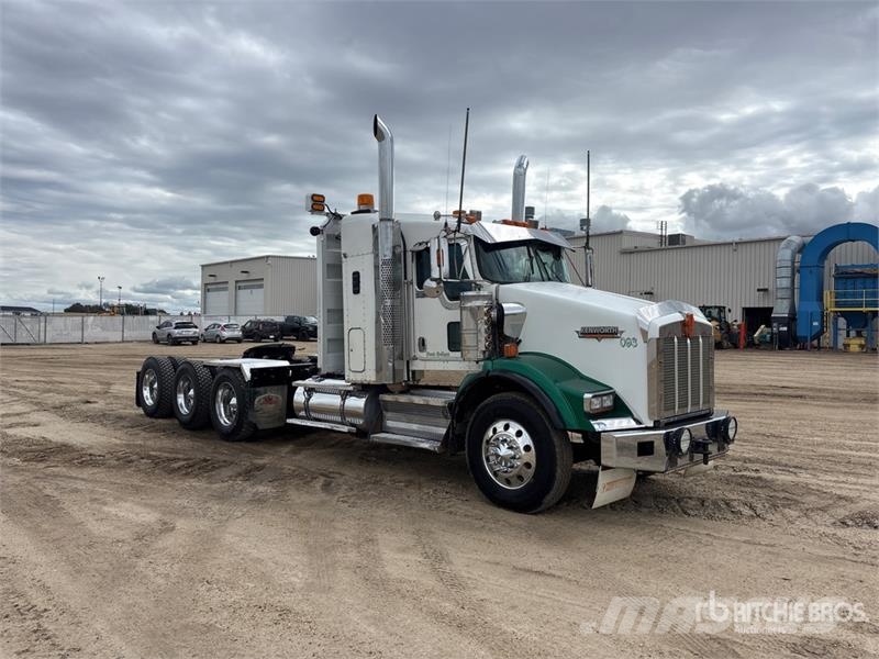 Kenworth T800 中古トラクターヘッド | トレーラーヘッド