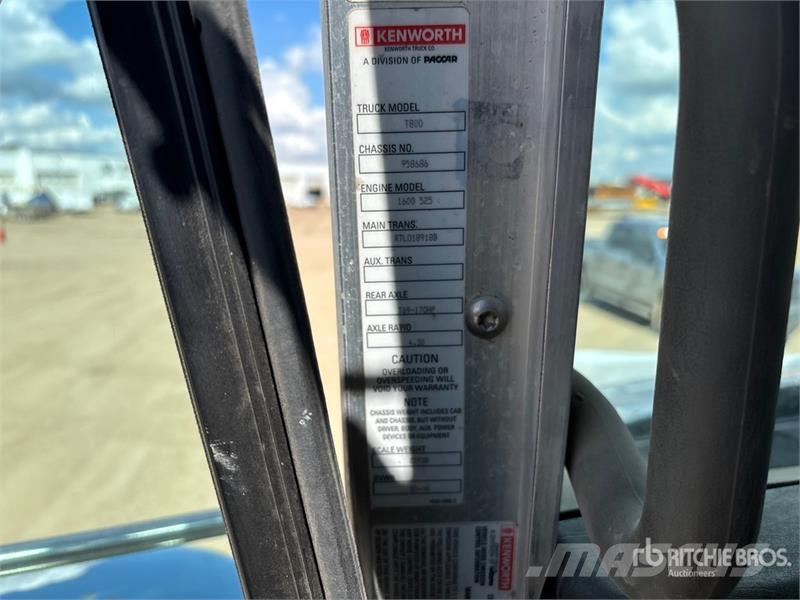Kenworth T800 شاحنات الرافعات