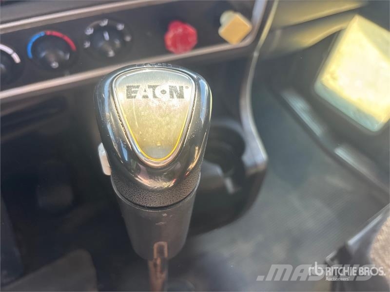 Kenworth T800 Kombinētās vakumsūkņa mašīnas