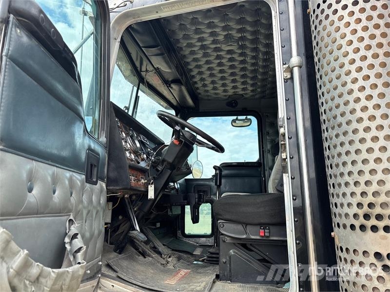 Kenworth T800 Самосвал