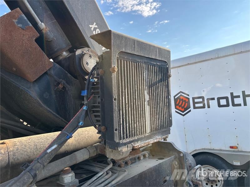 Kenworth T800 شاحنات الرافعات