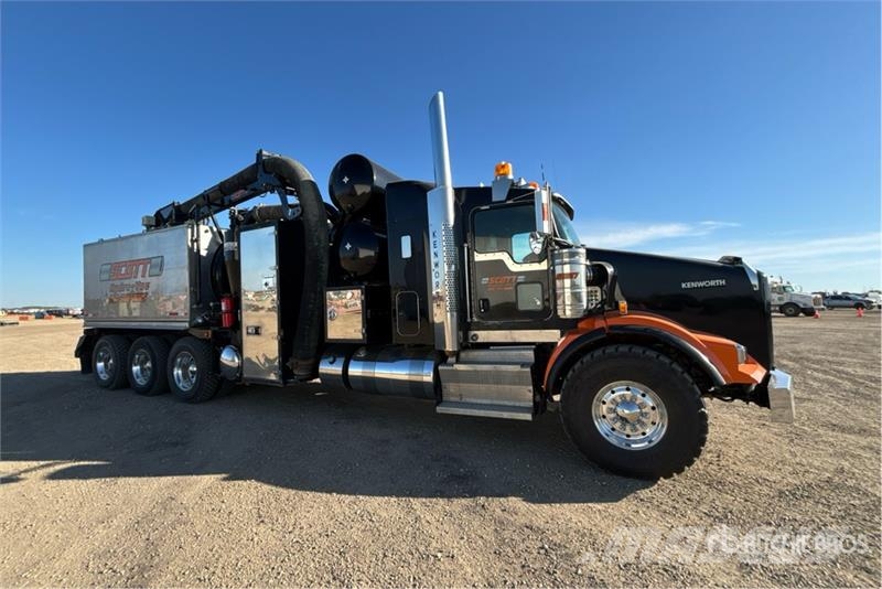 Kenworth T800 콤비/진공 트럭