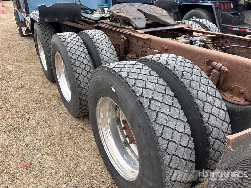 Kenworth T800 Vetopöytäautot
