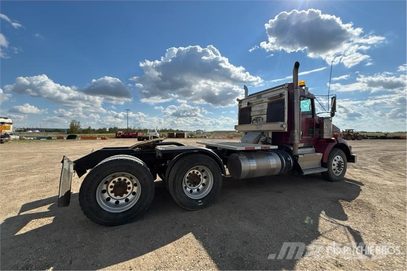 Kenworth T800 Vetopöytäautot