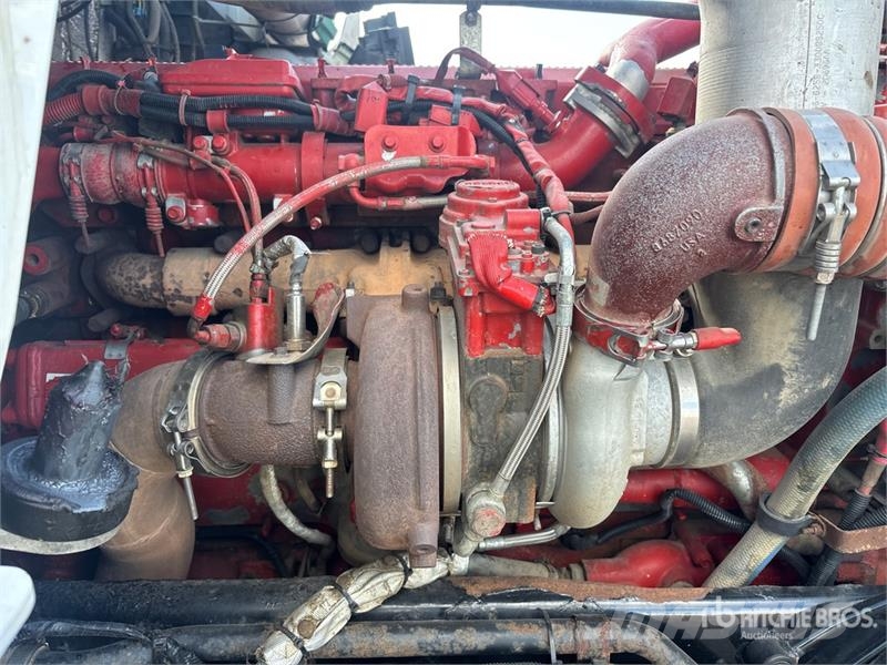 Kenworth T800 شاحنات الرافعات