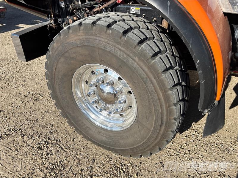 Kenworth T800 콤비/진공 트럭