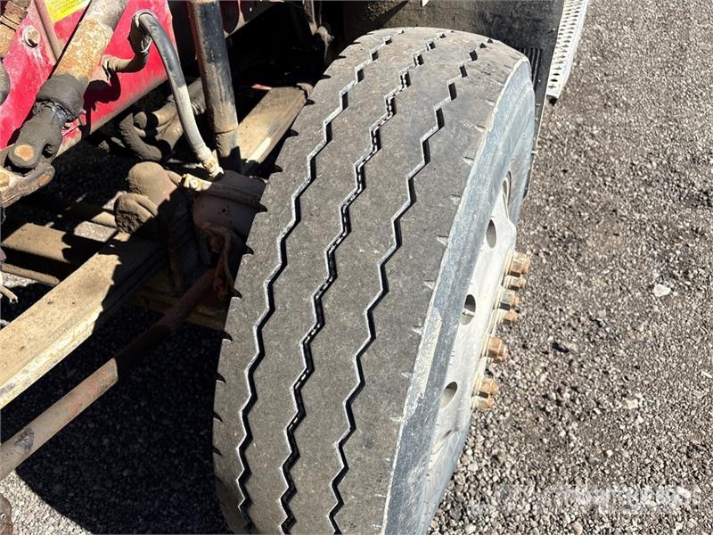 Kenworth T800 Lastbiler med tip