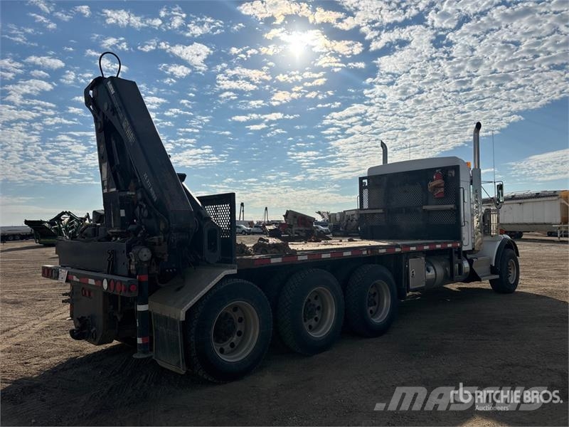 Kenworth T800 شاحنات الرافعات