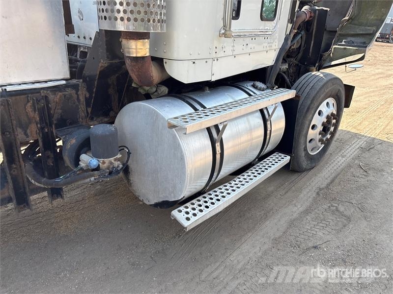 Kenworth T800 Vetopöytäautot