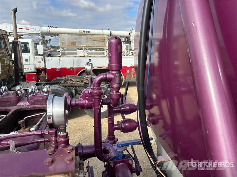 Kenworth T800 Andere Fahrzeuge