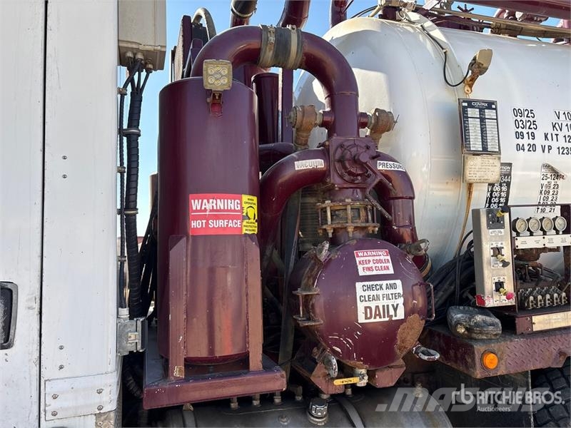 Kenworth T800 Kombinētās vakumsūkņa mašīnas