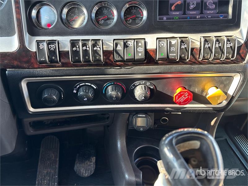 Kenworth T800 Prime Movers