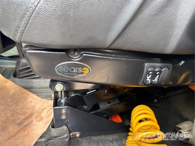 Kenworth T800 中古トラクターヘッド | トレーラーヘッド