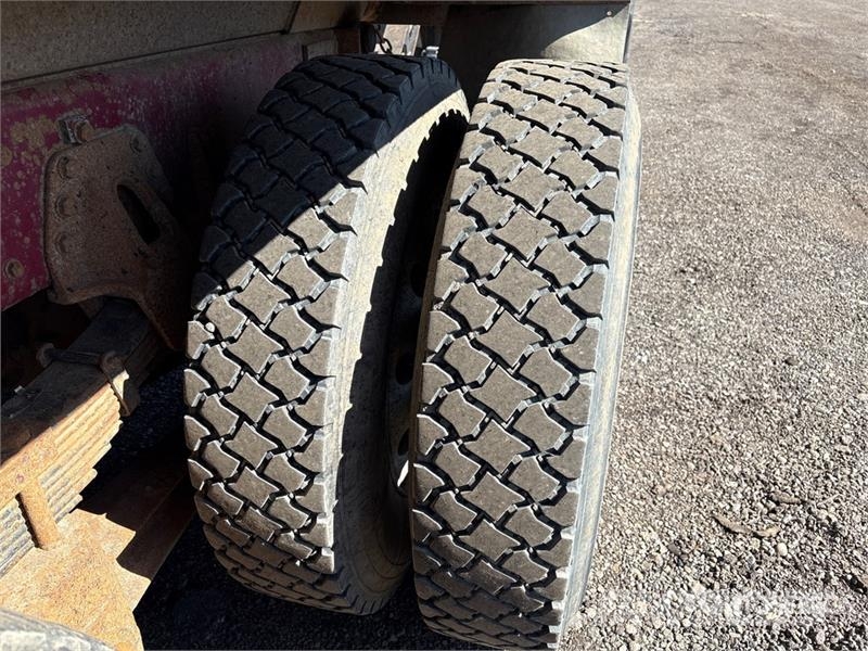 Kenworth T800 Lastbiler med tip