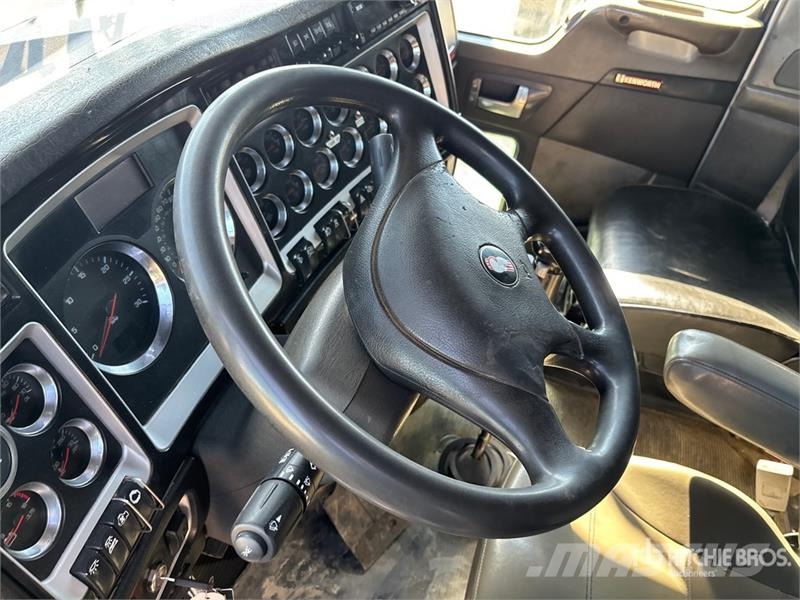 Kenworth T800 Kombinētās vakumsūkņa mašīnas