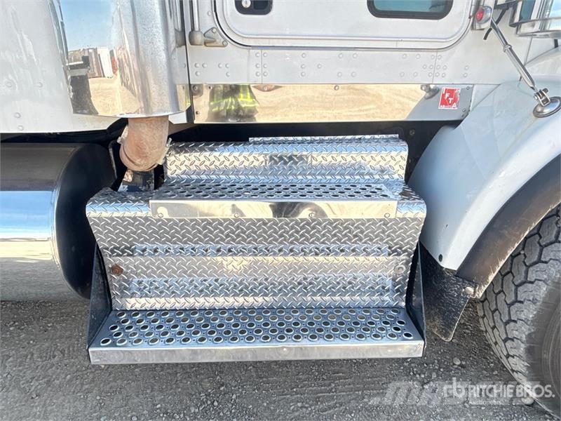 Kenworth T800 Tractor Units