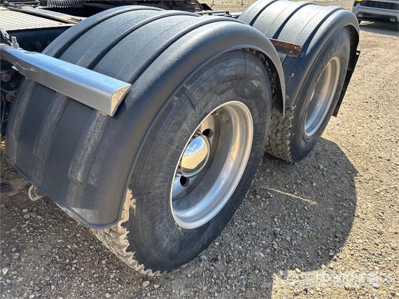 Kenworth T800 Vetopöytäautot