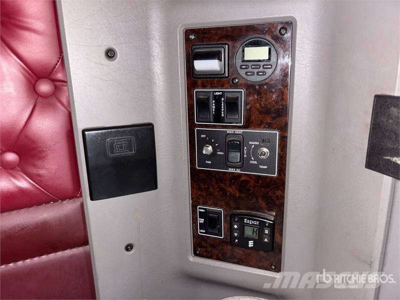 Kenworth T800 Vetopöytäautot