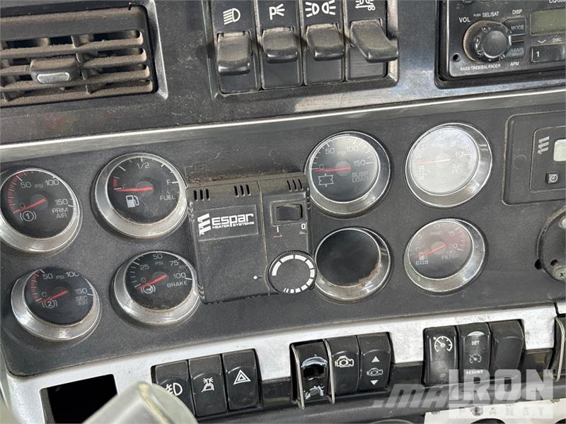 Kenworth T800 Sadulveokid
