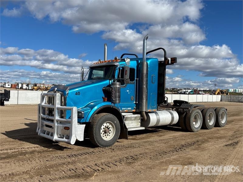 Kenworth T800 Truck Tractor Units