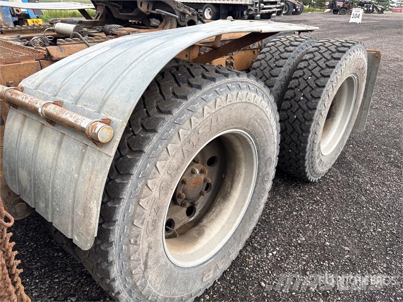Kenworth T800 Tractor Units