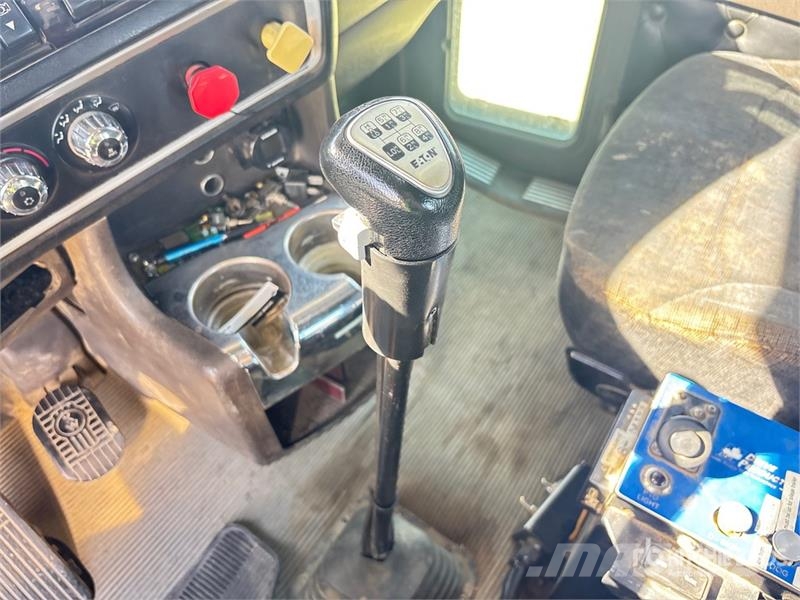 Kenworth T800 Tractor Units