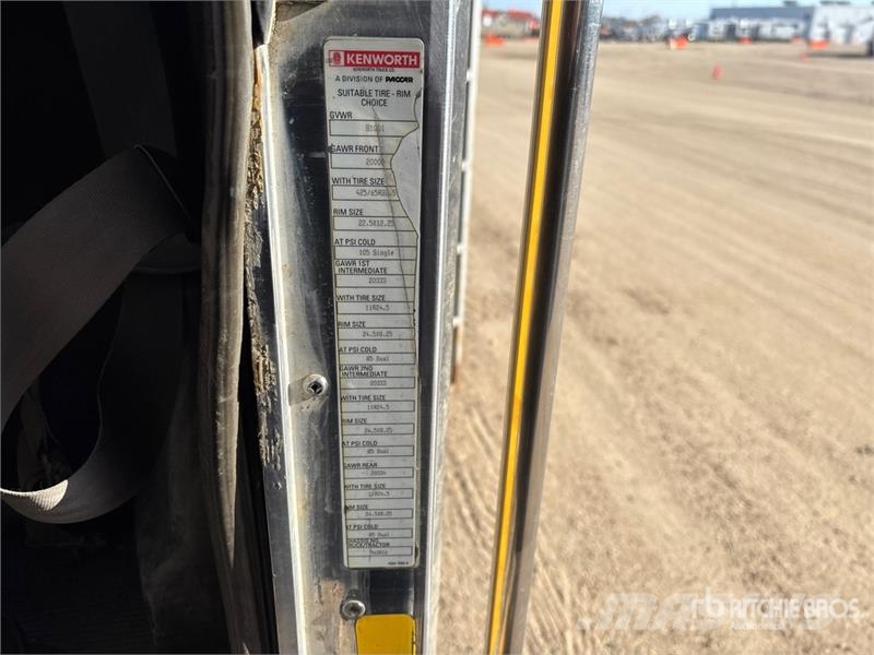 Kenworth T800 صهاريج مياه