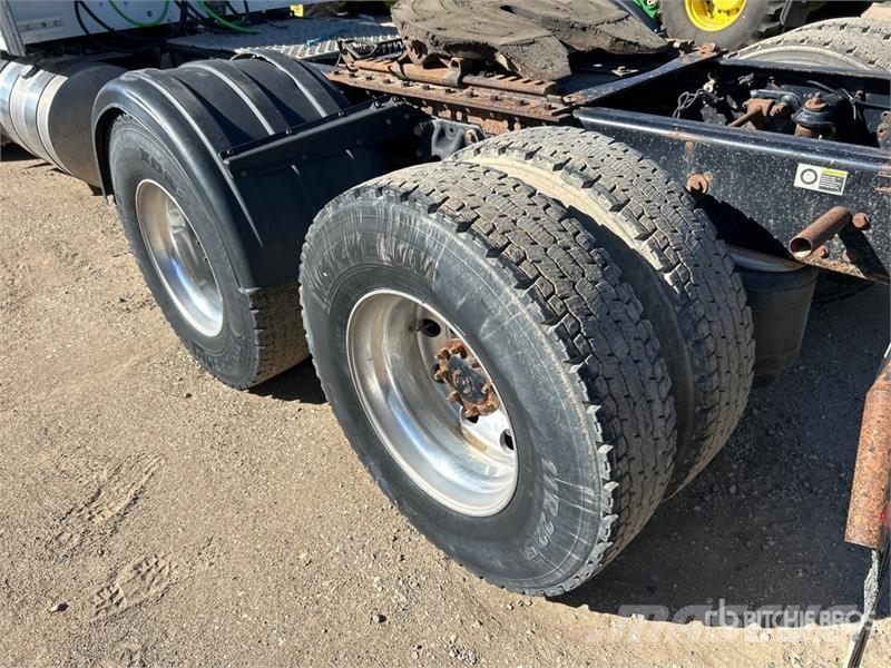 Kenworth T800 Tahače