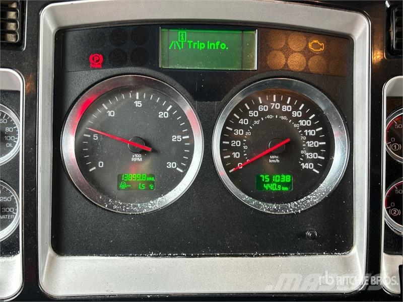 Kenworth T800 Motrici e Trattori Stradali