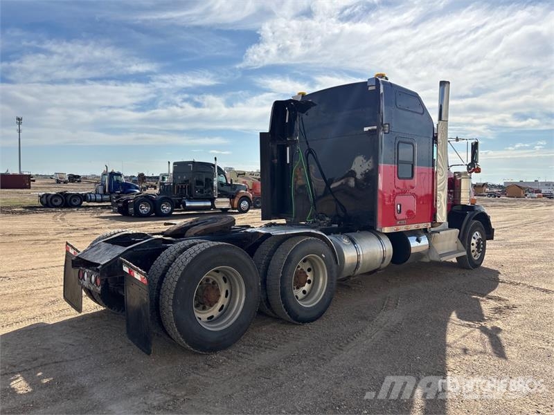Kenworth T800 Vetopöytäautot