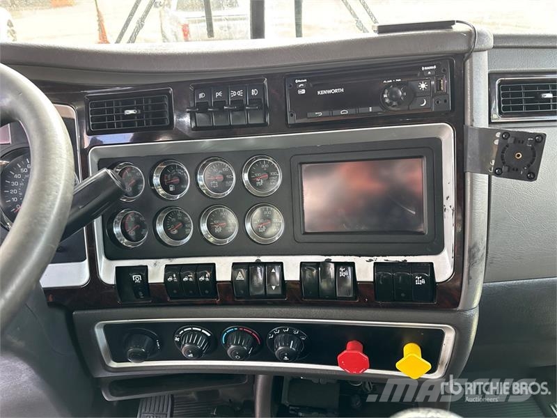 Kenworth T800 트랙터 유닛