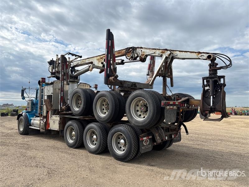 Kenworth T800 شاحنات أشجار