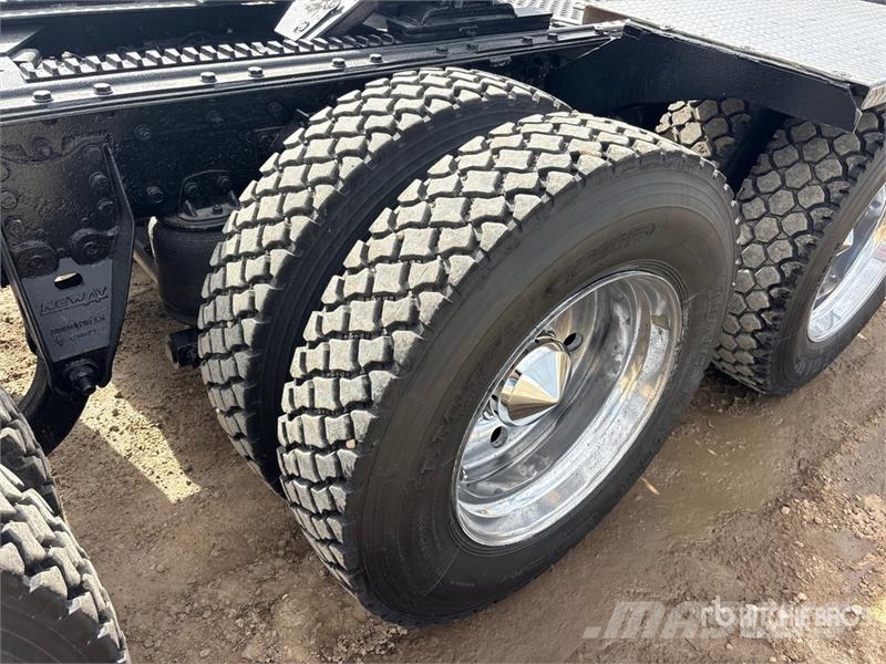 Kenworth T800 中古トラクターヘッド | トレーラーヘッド