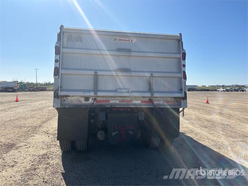 Kenworth T800 Billenő teherautók