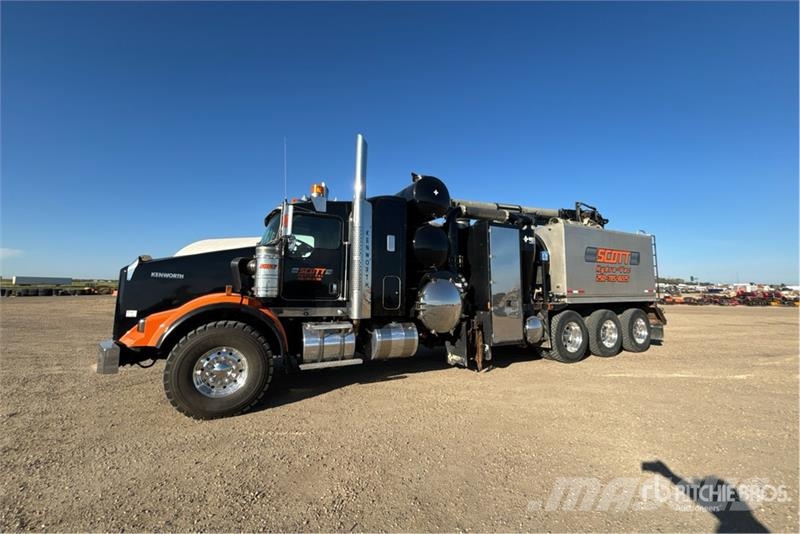Kenworth T800 콤비/진공 트럭