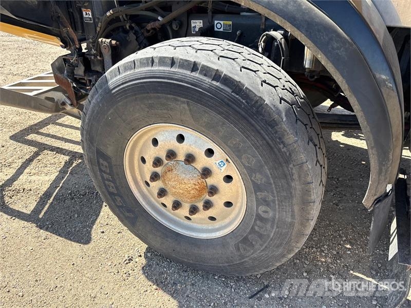 Kenworth T800 運油車