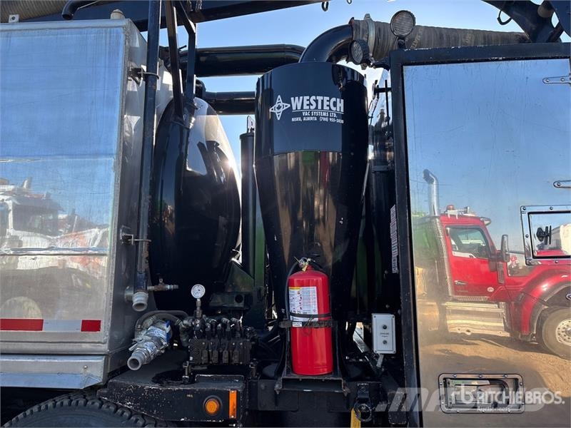 Kenworth T800 콤비/진공 트럭