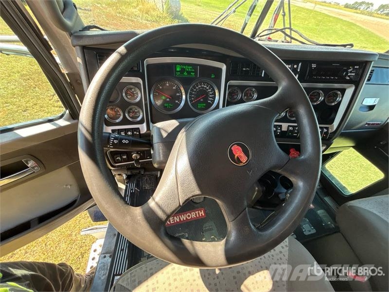 Kenworth T800 Vetopöytäautot