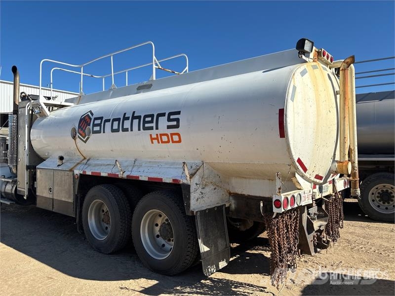 Kenworth T800 運油車
