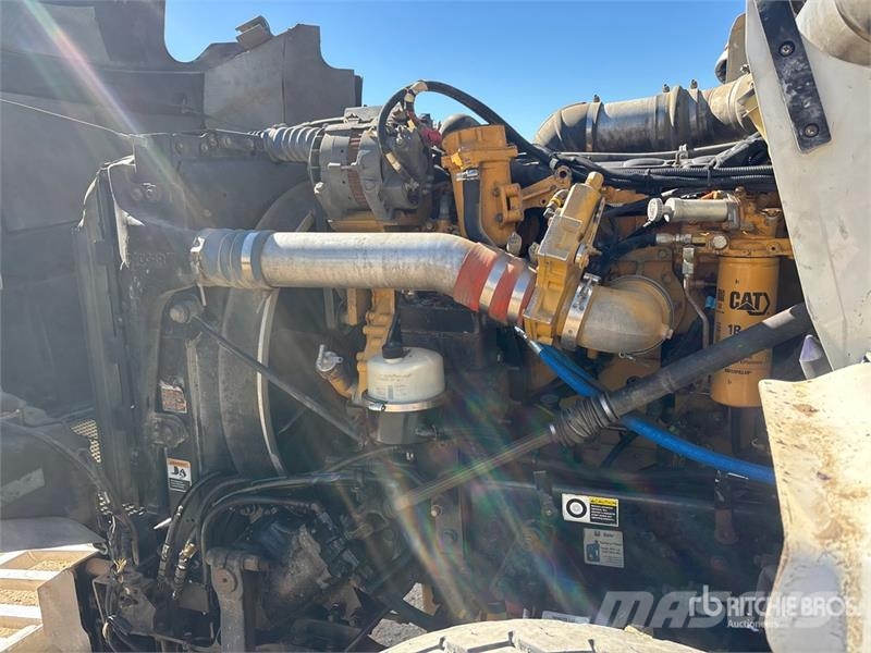 Kenworth T800 Kombinētās vakumsūkņa mašīnas