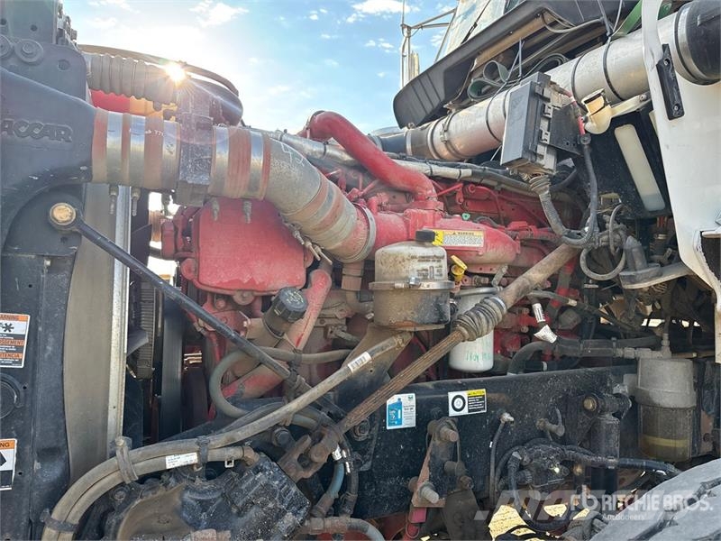 Kenworth T800 شاحنات الرافعات