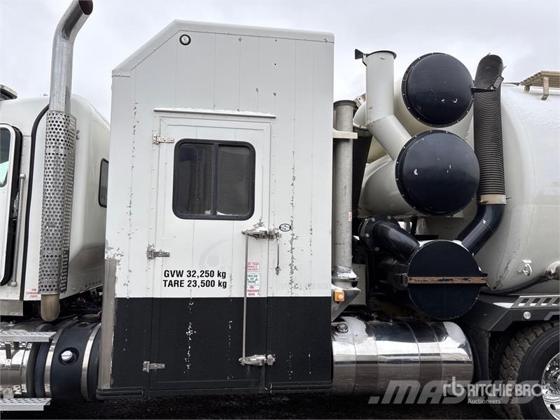 Kenworth T800 Vákuum teherautok