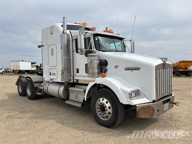 Kenworth T800 Vetopöytäautot