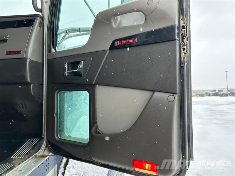 Kenworth T800 Motrici e Trattori Stradali
