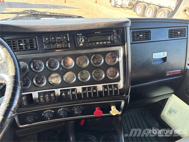Kenworth T800 콤비/진공 트럭