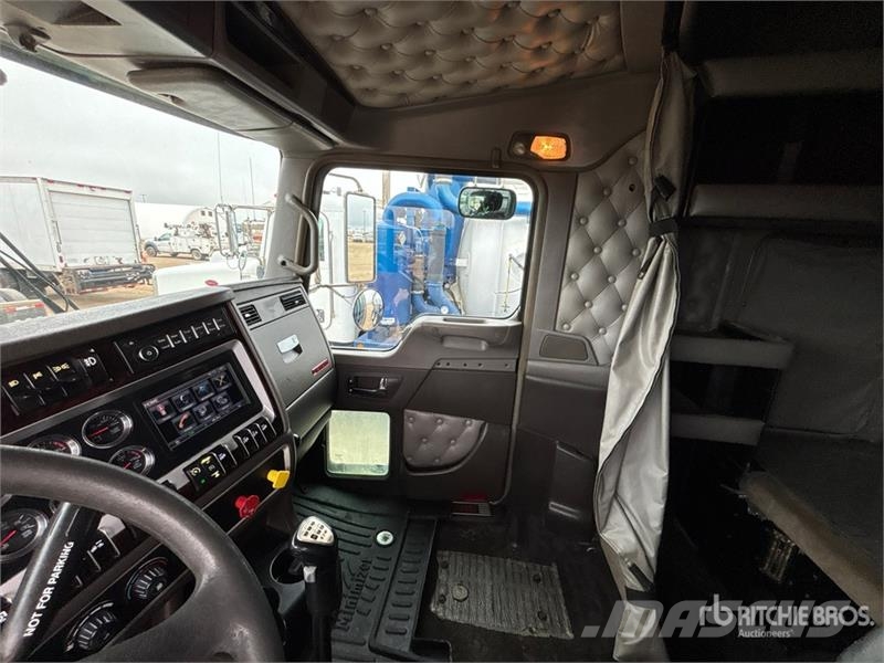 Kenworth T800 Vetopöytäautot