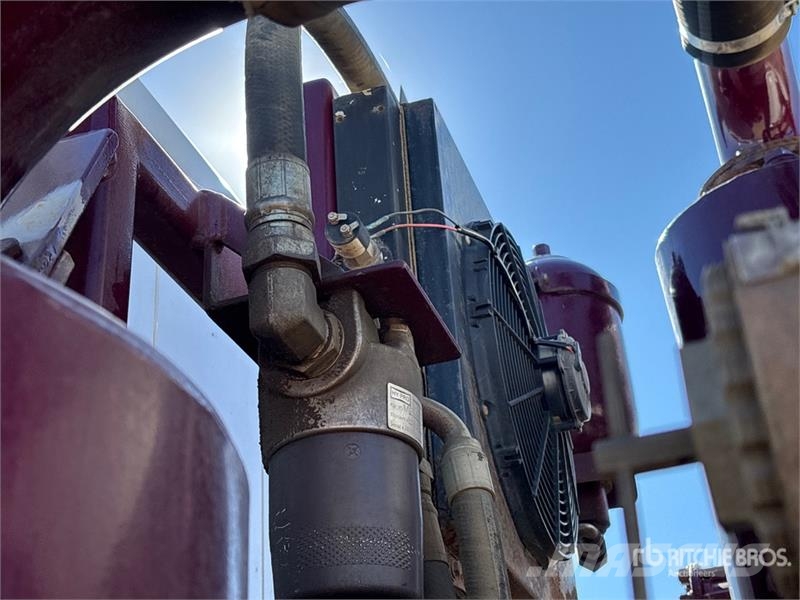 Kenworth T800 Kombinētās vakumsūkņa mašīnas