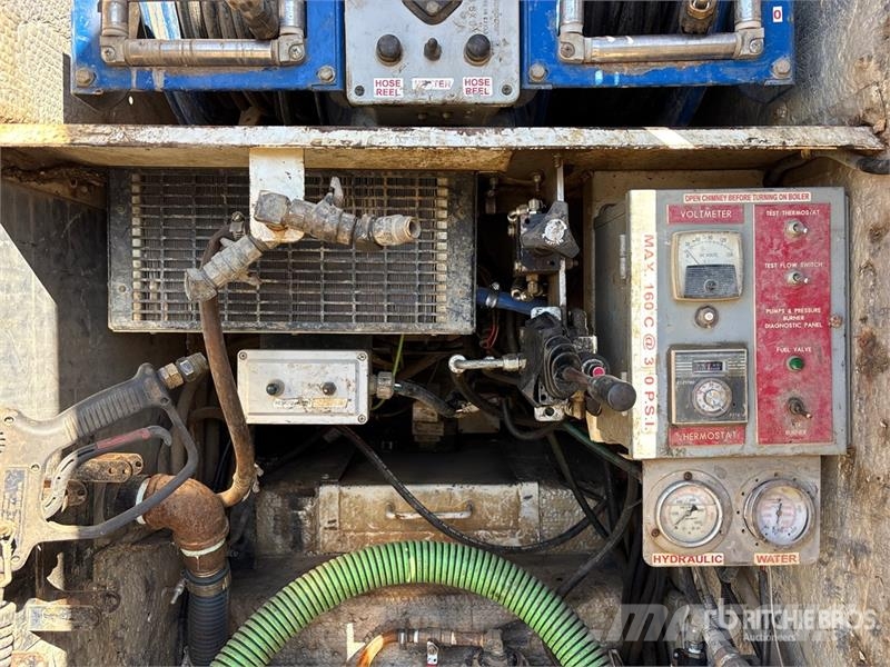 Kenworth T800 Combi / vacuum trucks